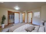 720 740 Avenue G - Photo 17
