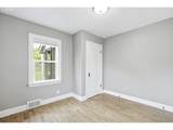 1102 Center St - Photo 24