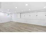 1102 Center St - Photo 26