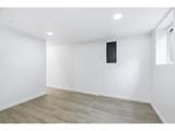 1102 Center St - Photo 32