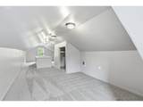 1102 Center St - Photo 40