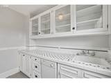1631 Everett St - Photo 15