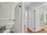 1631 Everett St - Photo 21