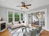 1631 Everett St - Photo 9