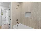 2839 Parkview Dr - Photo 10