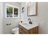 2839 Parkview Dr - Photo 22