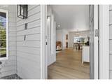 2839 Parkview Dr - Photo 3