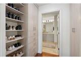 1025 Couch St - Photo 17