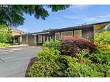 260 Avondale Way - Photo 32