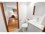 410 Pleasant Ave - Photo 18