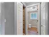 1535 Oak St - Photo 19