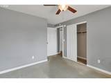 1535 Oak St - Photo 25