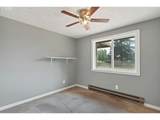 1535 Oak St - Photo 26