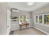 129 11TH St - Photo 18