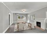 129 11TH St - Photo 4