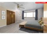 24044 Treehill Dr - Photo 9