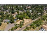 8911 Henderson St - Photo 4