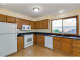 1360 Locust St - Photo 16