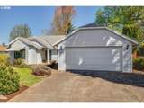1360 Locust St - Photo 3