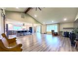 1160 Valley View Rd - Photo 4