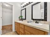 2571 Graystone Dr - Photo 3
