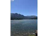 000 Columbia River - Photo 31