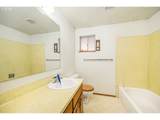 2365 L St - Photo 10
