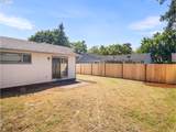 933 Rene Ave - Photo 18
