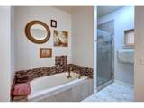3930 Abbey Ln - Photo 18