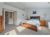 8709 17TH St - Photo 28