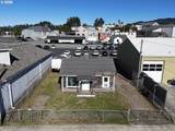636 Hemlock St - Photo 1