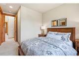 12800 Salmon Creek Ave - Photo 32