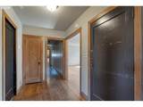 1162 Lyle St - Photo 7