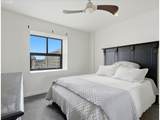 1025 Couch St - Photo 16