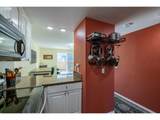 2190 Maplewood Dr - Photo 15