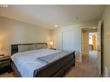 2190 Maplewood Dr - Photo 30
