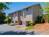 2190 Maplewood Dr - Photo 4