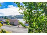 1017 Lake Dr - Photo 11