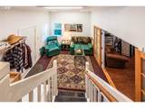 1017 Lake Dr - Photo 16