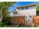 1017 Lake Dr - Photo 6
