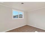 204 3RD St - Photo 20