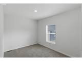 1560 Monroe St - Photo 17