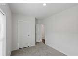 1560 Monroe St - Photo 18