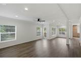 1560 Monroe St - Photo 19