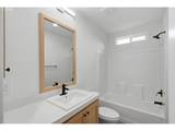 1560 Monroe St - Photo 21
