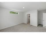 1560 Monroe St - Photo 25