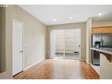 1637 Hamlet Ln - Photo 21