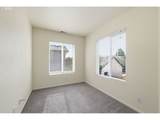1637 Hamlet Ln - Photo 24