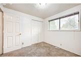 2562 Dover Dr - Photo 20