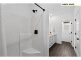 1544 Young St - Photo 11